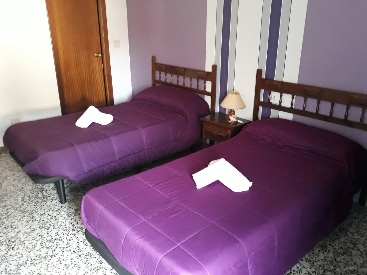 Hostal Alcorisa Eksteriør bilde